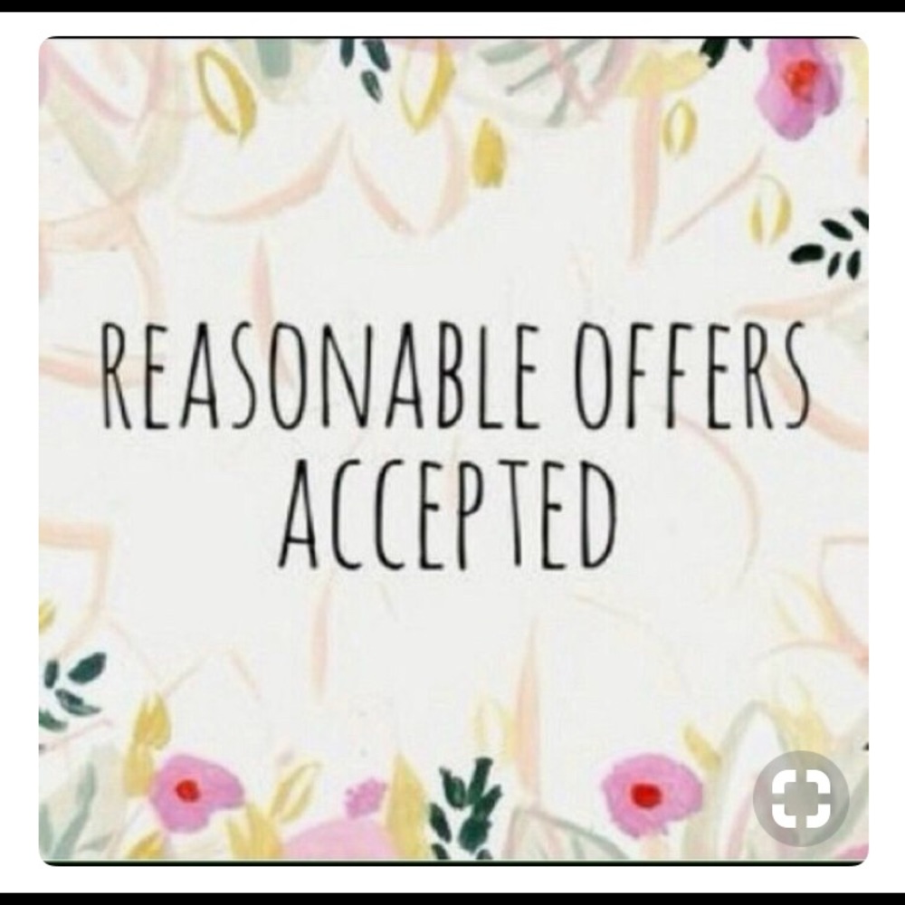 MAKE ME AN OFFER 😊